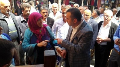 MHP Trabzon Milletvekili Yavuz Aydın Seçim Gezilerine Akçaabat'ta Sürdürdü