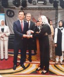 FATİH ŞAHİN - Yılın Hemşireleri Ve Ebeleri Ödüllerini Aldı