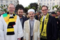 KOCATEPE CAMII - Din Adamları Borussia Dortmund İçin Dua Etti