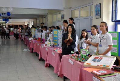 Kırıkkale'de Bilim Fuarı Açıldı