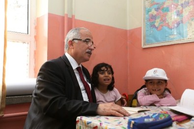 'Tapu Ve Kadastro Çanakkale Şehitleri Kütüphanesi'Nin Açılışı