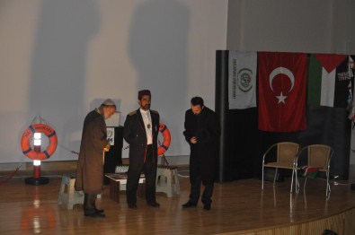 3. Fotoğraf Mavi Marmara Seydişehir'de Sahnelendi