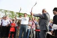 SERDAR GÖKHAN - Bağlar Spor Okulu Hizmete Açıldı