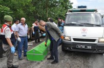 Balıkesir'de Traktör İle Tanker Çarpıştı Açıklaması 3 Ölü, 1 Yaralı Haberi