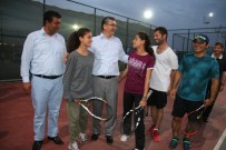 TENİS MAÇI - Başkan Güvenç'ten Kortta Tenis Maçı