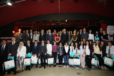 'Eskişehirli Liseler Aydınlarını Tanıyor' Projesi