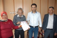 MEHMET ÖZTÜRK - Gurbetçi Hayırseverden Yardıma Muhtaç Aileye Ev