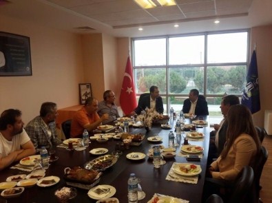 Kürşat Tuna Ticaret Borsasını Ziyaret Etti