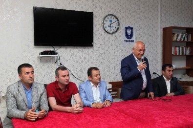 Yaşar Erzurumlularla Buluştu