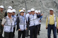 YUSUFELİ BARAJI - Artvin Valisi Cirit, Yusufeli Baraj İnşaatında İncelemelerde Bulundu