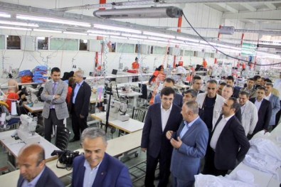 Bakan Yılmaz OSB'yi Ziyaret Etti