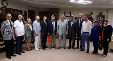 Başkan Karaosmanoğlu, Sigortacıları Konuk Etti
