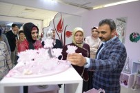 Başkan Külcü, Kadın Kültür Merkezleri Sergisini Gezdi