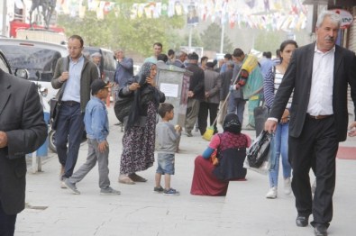 Hakkari'de Dilenci Sorunu