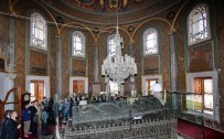 İSTANBUL MÜFTÜSÜ - Kadir Topbaş'tan, Fatih Sultan Mehmet Han'ın Türbesine Ziyaret