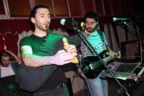 Karadenizli Sanatçı Selim Tarım Alaplı'da Konser Verdi