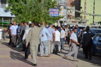 Silvan'da HÜDA-PAR'lılar İle HDP'liler Arasında Gerginlik