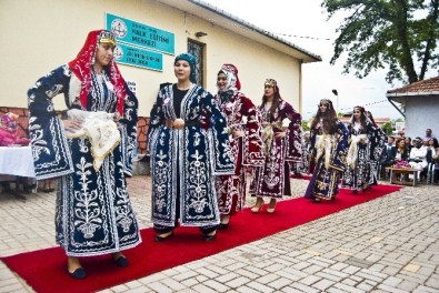 Yenice Halk Eğitimi Merkezi 5. Bindallı Yarışması Ve Yıl Sonu Sergileri Yapıldı