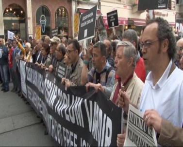 'Basın Özgürlüğü'İçin Yürüdüler