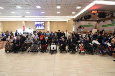 Engelli Vatandaşlara Akülü Araba Dağıtıldı
