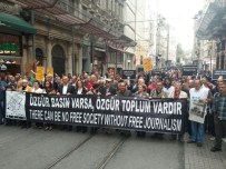 AYKUT ERDOĞDU - Gazeteciler ‘Basın Özgürlüğü'İçin Yürüdü