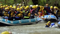 İŞÇI BAYRAMı - Melen Çayı'na Doğa Sporlarını Sevenlerden Yoğun İlgi