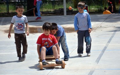 5. Otantik Çocuk Oyunları Ve Oyuncakları Şenliği