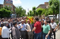 TUNCER BAKıRHAN - KCK Yöneticisi Zübeyir Aydar'ın Babası Toprağa Verildi