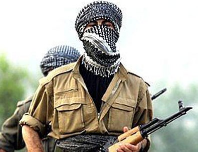 Teröristler 5 kişiyi kaçırdı