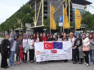 Almanya'da Çocuk Gelişimi Eğitimine Katıldılar