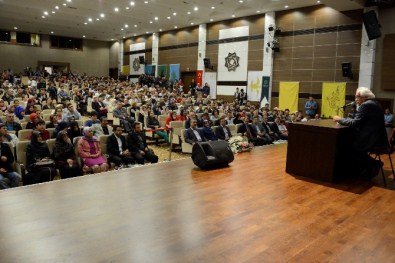 Bahadıroğlu'ndan Fetih Konferansı