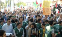 Binlerce Kişi 'Mavi Marmara' İçin Yürüdü