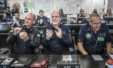 Güneş Enerjisi İle Çalışan Solar Impulse 2, Pasifik Uçuşuna Başladı