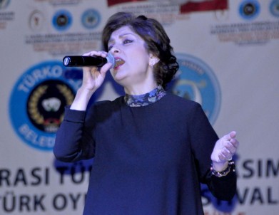 Kahramanmaraş'ta Şükriye Tutkun Konseri