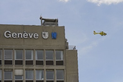 Kalça Kemiği Kırılan Kerry, İspanya Ve Fransa Ziyaretlerini İptal Etti