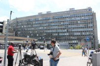 NÜKLEER MÜZAKERELER - Kerry, Bisiklet Kazası Geçirdi