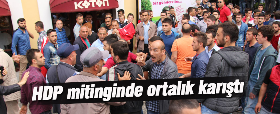 Samsun'da HDP Mitinginde Olay Çıktı