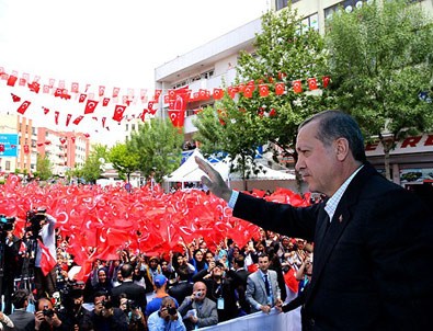 Cumhurbaşkanı Erdoğan 18 yıl sonra o şiiri tekrar okudu