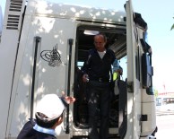 Kendisini Yakmak İsteyen Kişiyi, AK Parti İl Başkanı İkna Etti
