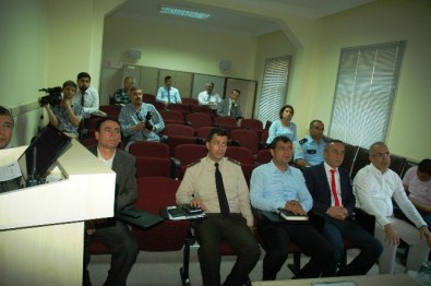 Manavgat'ta 'Trafik Güvenliği Ve Disipliner Turizm'Toplantısı