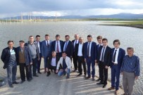 HALIL ÜRÜN - Milletvekili Ürün Yıldırım Kemal Şehitliğini Ziyaret Etti