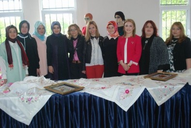 Sosyal Dayanışma Merkezi'nde Muhteşem Anma