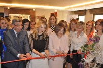 HALIL MAZıCıOĞLU - Üniversiteli Kadınlardan Anneler Günü Kermesi