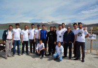 VEDAT DEMİRÖZ - Van Gölünde Nefes Kesen Tatbikat