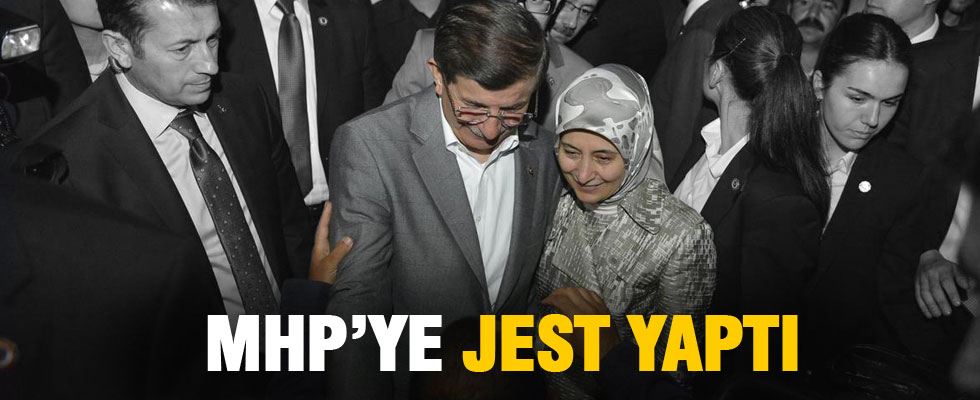Davutoğlu'ndan beklenmedik hareket