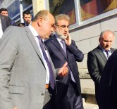AYHAN ÇELIK - Enerji Bakanı Yıldız, Yerköy Esnafını Ziyaret Etti