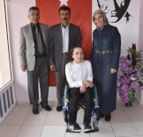 ÖRGÜN EĞİTİM - Yürüme Engelli Genç Kıza Anlamlı Bağış