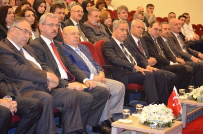 Arınç'tan Komşu Ülkelerdeki Yardıma Muhtaç Hastalara Çağrı