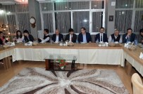 ORHAN BULUTLAR - Başkan Bulutlar, Palandöken Kent Konseyi Gençlik Meclisiyle Yemekte Buluştu