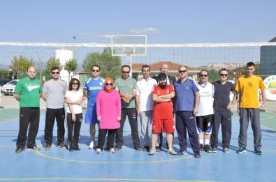 Bursagaz Voleybol Turnuvası Başladı